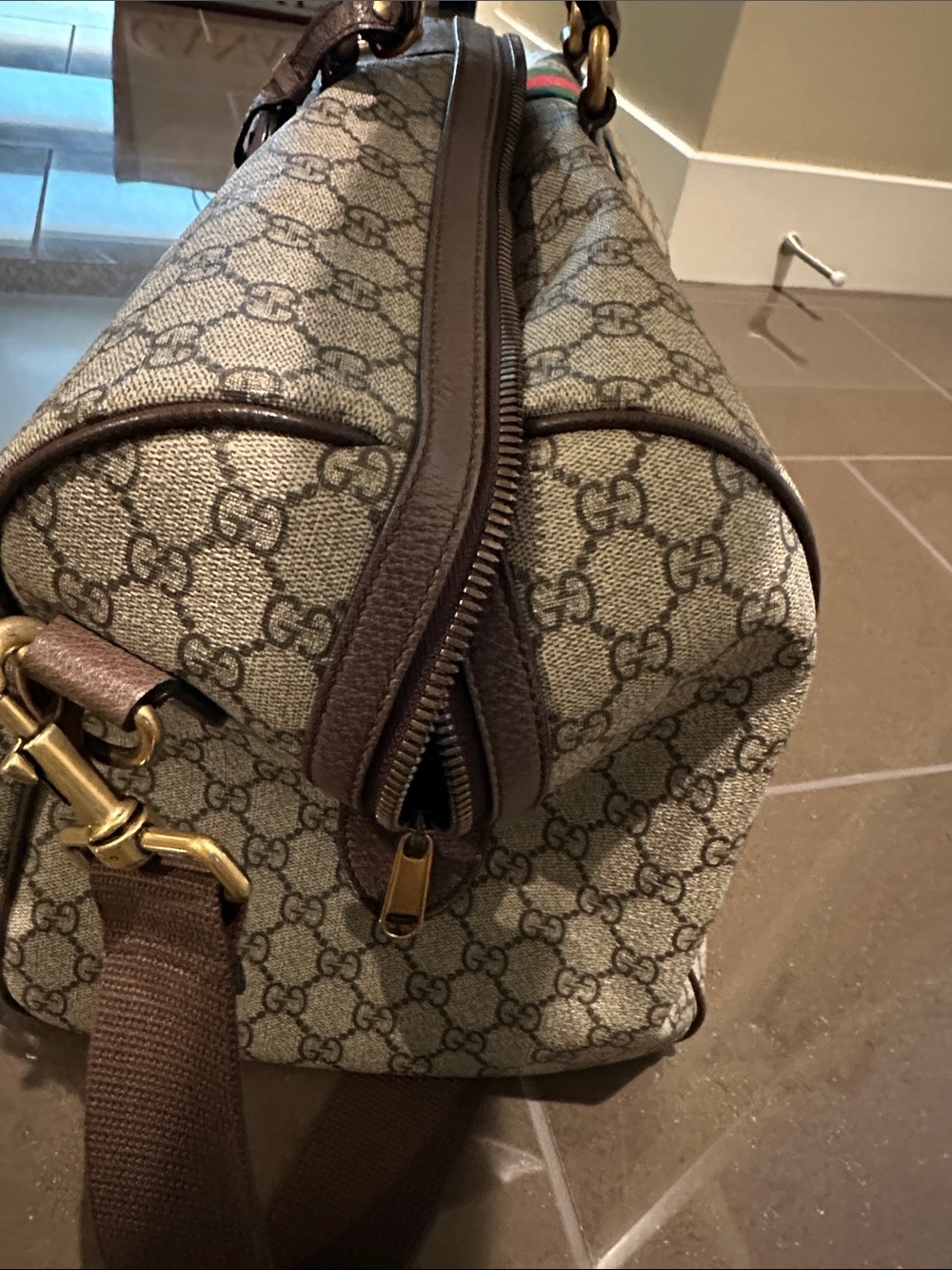 Gucci Brown GG Supreme Duffel with Green and Red Web Stripe - Picture 4 of 6